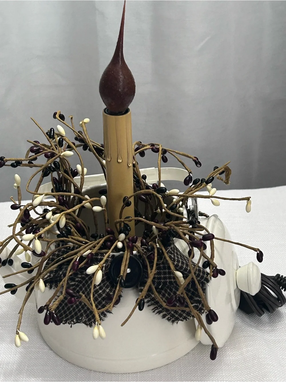 Decorative White Metal Tea Kettle Candle Lamp with Brown and Cream Berry Wreath